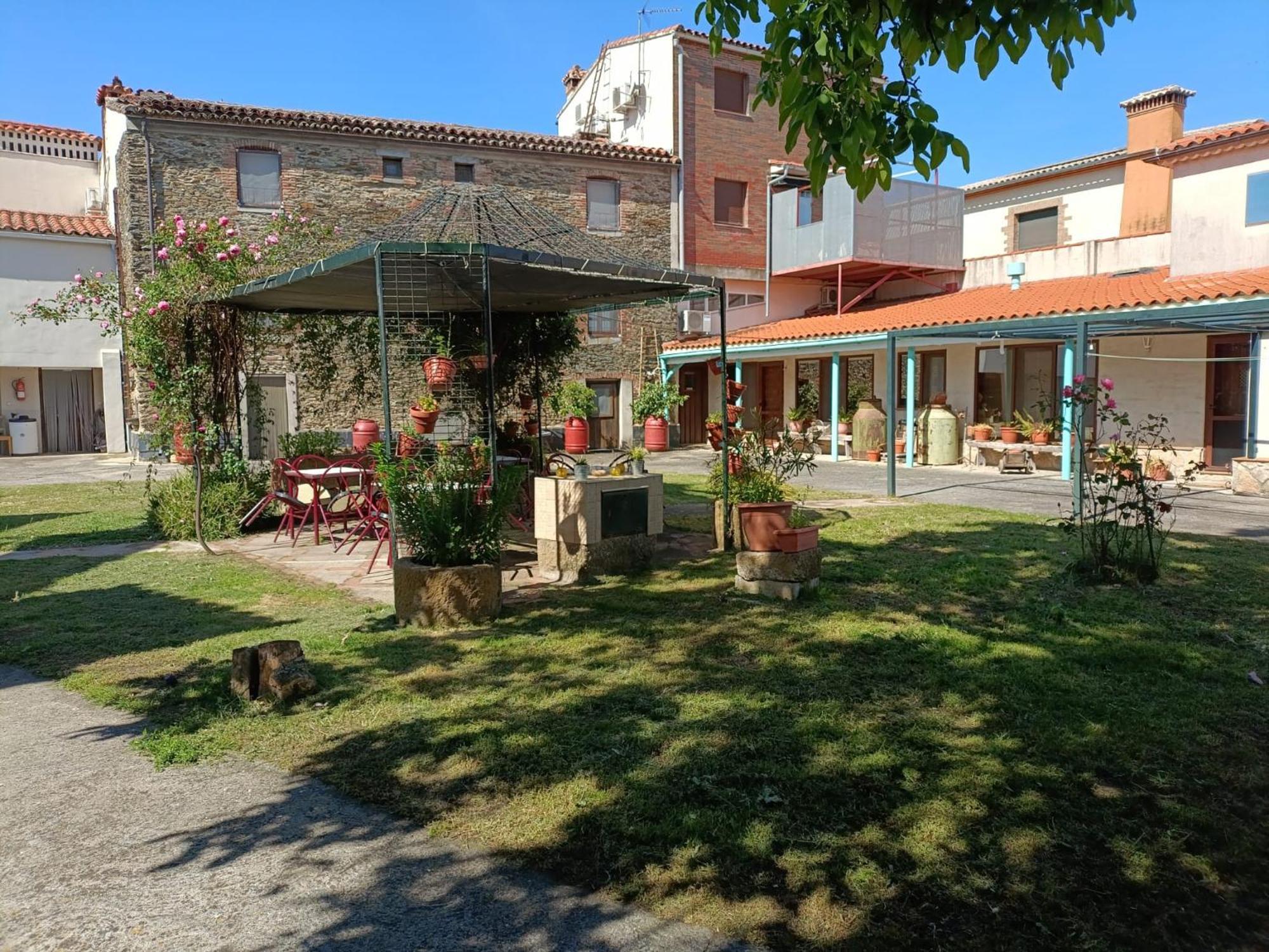 Casa Rural Del Corral Мальпартида-де-Пласенсия Экстерьер фото
